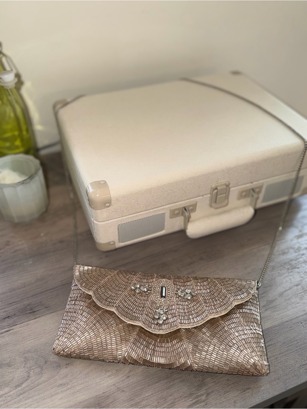 From St Xavier Beaded Scalloped Gold Evening Clutch with Crossbody Chain - Picture 7 of 8
